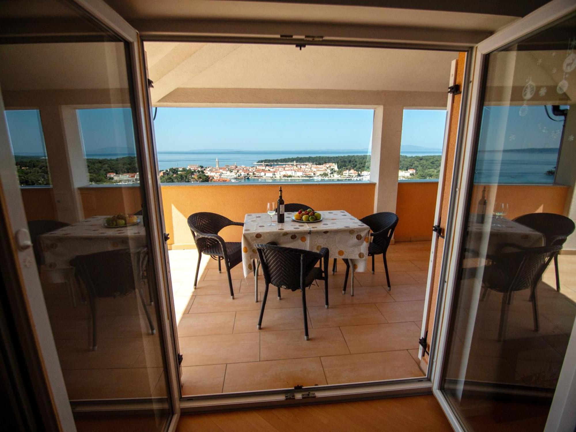Panoramic View Apartment Palit ภายนอก รูปภาพ